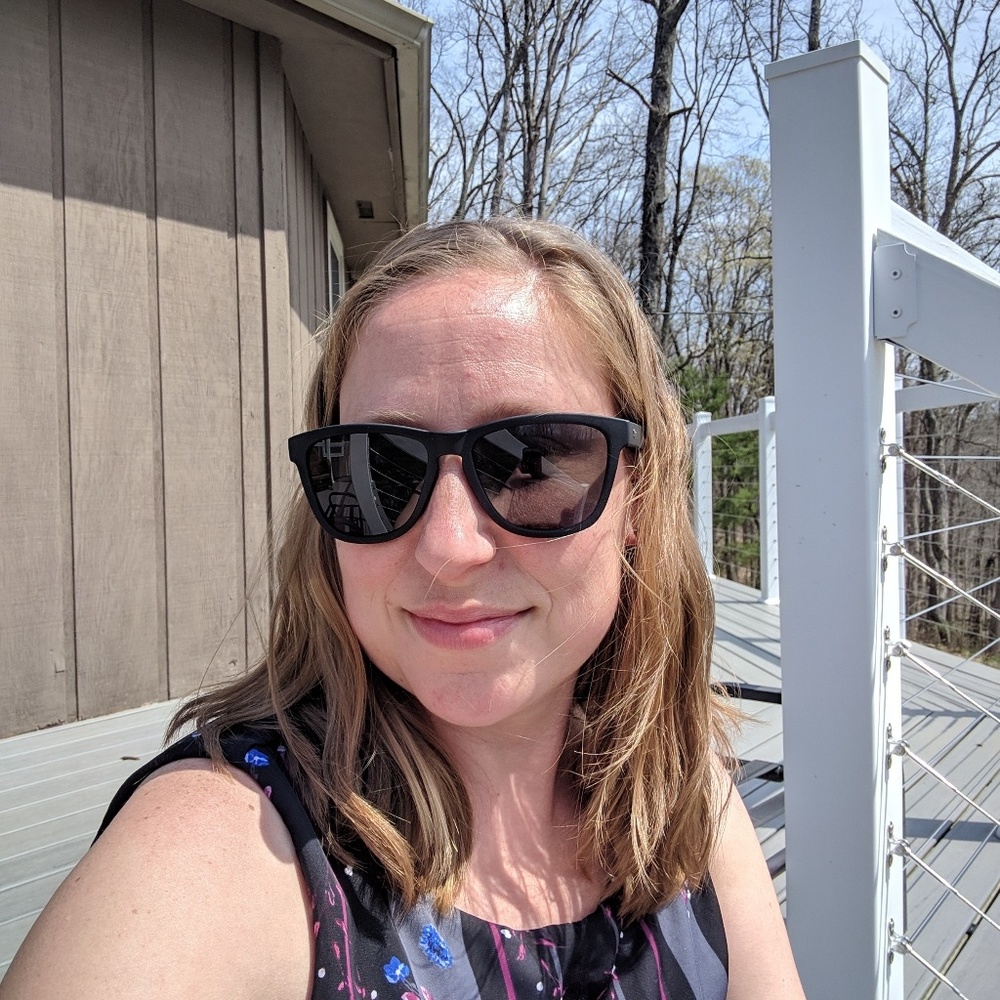 Meet your Posher, Stephanie